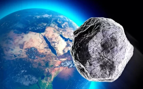 天文学家发现公元前100年前小行星 跟随地球的假月亮
