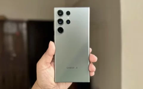 三星Samsung Galaxy S24 Ultra手机屏幕亮度将达2200尼特