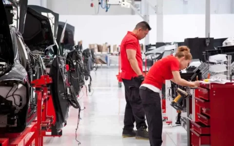 消息称特斯拉Model 3正在进行工厂改造