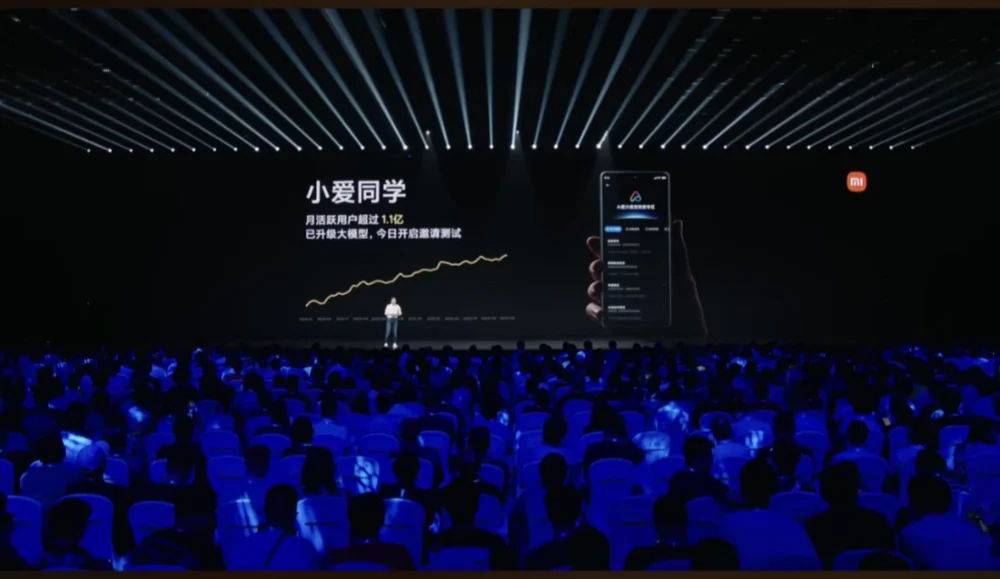 雷军宣布小米全面拥抱AI大模型 1.1亿月活小爱同学率先接入