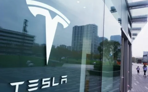 消息称特斯拉开始销售更便宜、续航里程更短的Model S和Model X