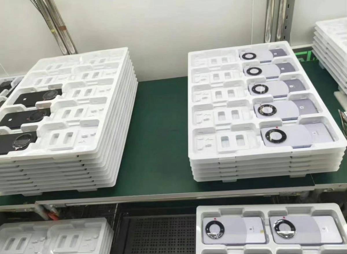 HUAWEI华为Mate60手机已大规模量产真机外观曝光