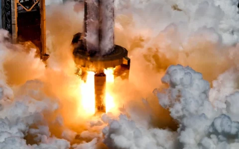SpaceX在X平台分享星际飞船引擎静态点火最新测试视频