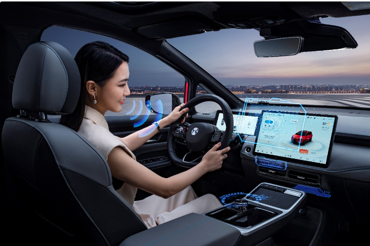 争做最懂15万级用户的SUV,合创Z03后发突围