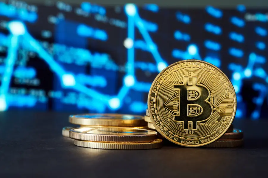 美国SEC推迟六项现货比特币ETF申请 BTC价格跌破26000美元