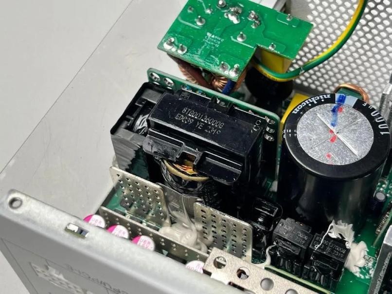 超高性价比,传家宝新选择! 耕升 星极破冰1000W电源深度评测