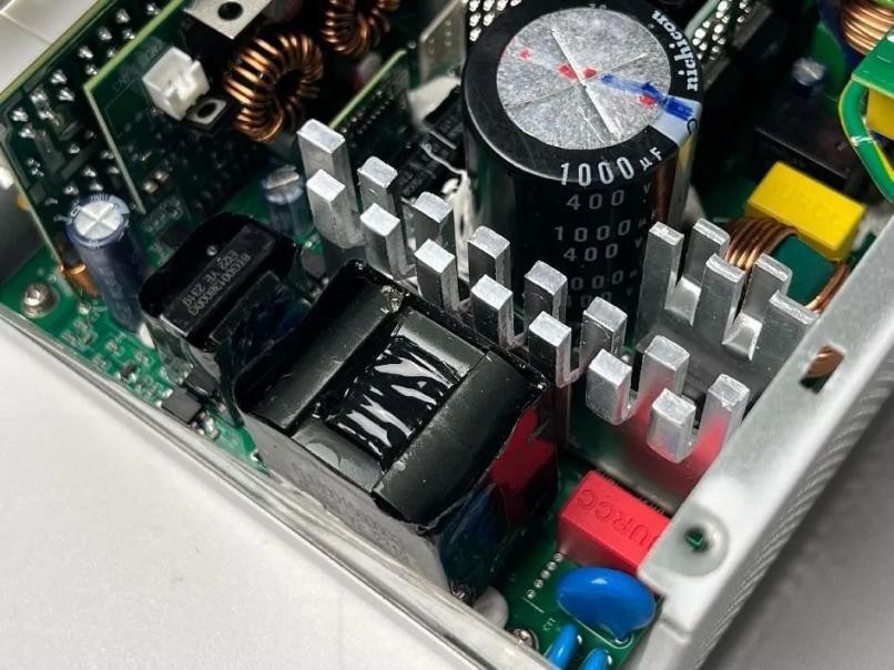 超高性价比,传家宝新选择! 耕升 星极破冰1000W电源深度评测