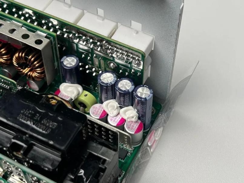 超高性价比,传家宝新选择! 耕升 星极破冰1000W电源深度评测