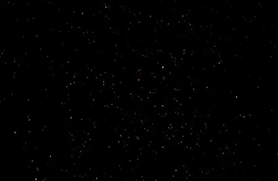 科学家第一次观测到类太阳恒星被超大质量黑洞一口口吞噬