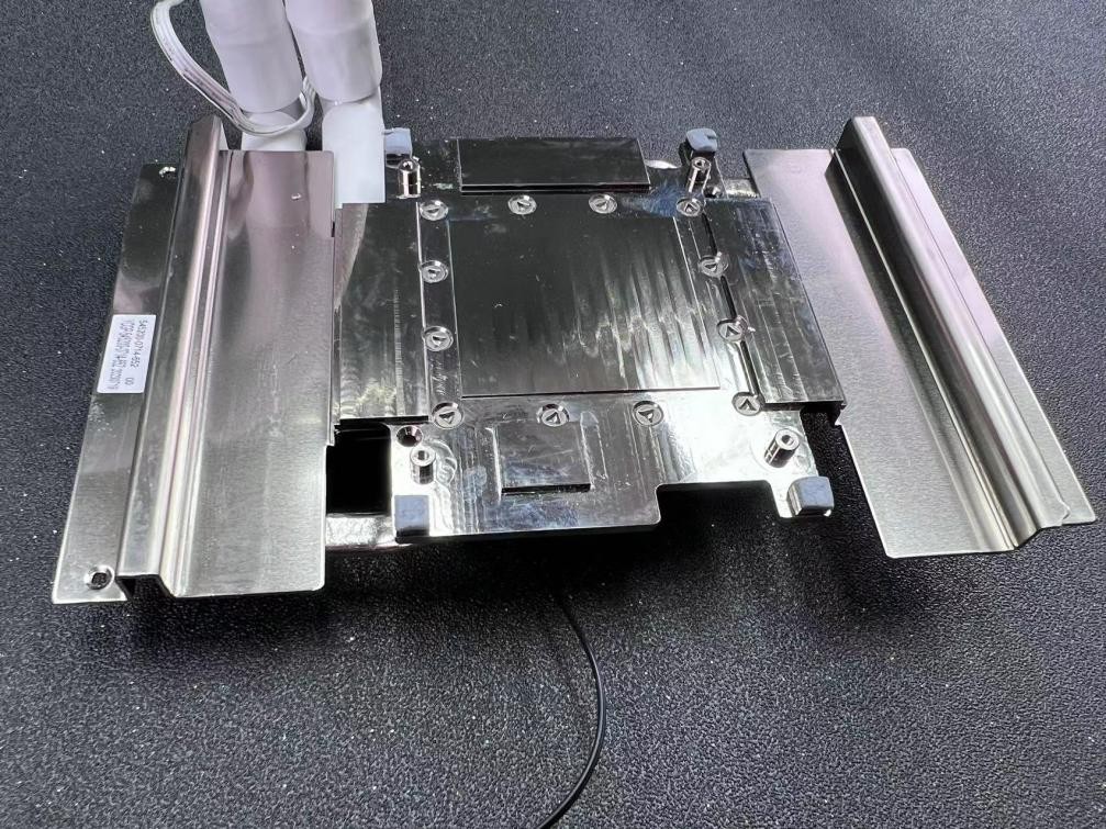 有见过满载也不发烧的显卡吗？影驰 GeForce RTX 4090 金属大师 AIO OC评测