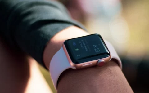 苹果 watchOS 10 正式发布！watchOS 10如何更新？