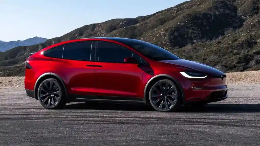 特斯拉美国Model X预计交付时间推迟至2023年底