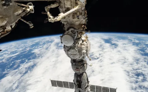 NASA证实：国际空间站俄罗斯科学号实验舱发生冷却剂泄漏