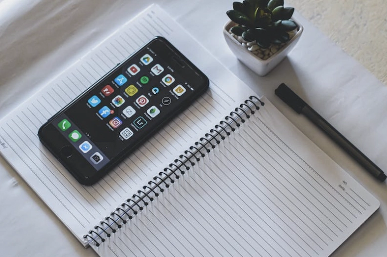 iPhone手机如何使用录屏功能？更多隐藏功能让你变成玩机达人