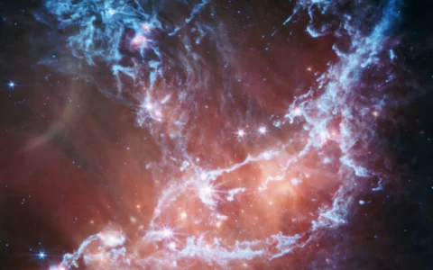 NASA/ESA/CSA詹姆斯·韦伯太空望远镜捕捉到NGC 346的空灵景象
