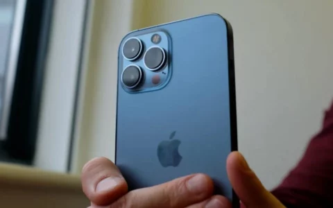 苹果iPhone分享照片时如何删除照片位置信息？