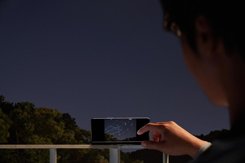 潮流前卫 精致百搭 三星Galaxy Z Fold5掀起秋日新风尚