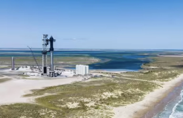 SpaceX：监管部门工作进展太慢，已不能满足火箭发射需求