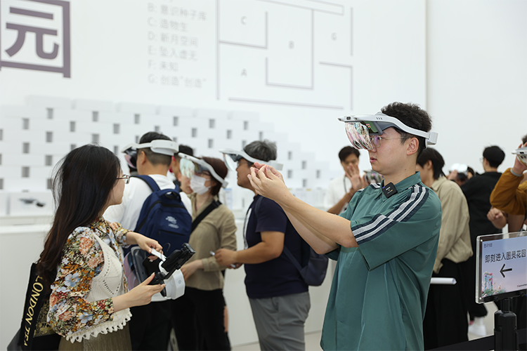 MR艺术展顶级盛宴:绝美绽放,爆火出圈!