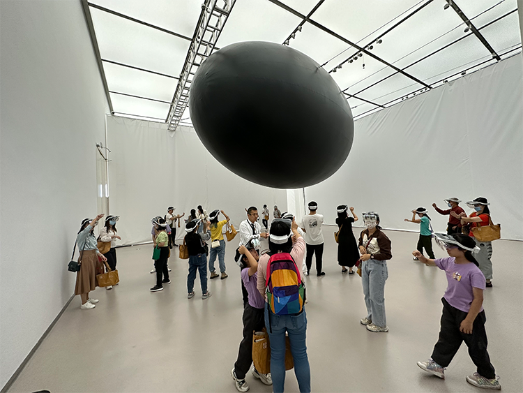 MR艺术展顶级盛宴:绝美绽放,爆火出圈!