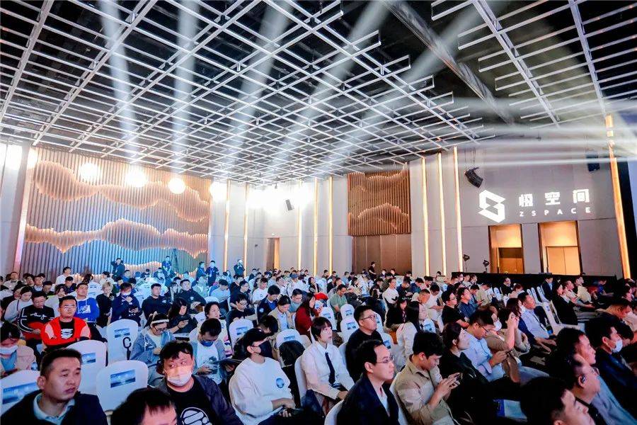 极空间发布多款重磅NAS新品 开启私有云新世代