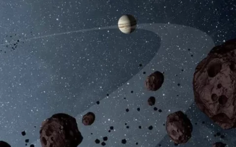 小行星撞向木星，光斑范围相当于地球视野面积