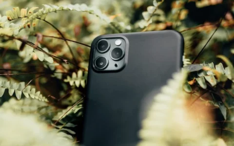 Apple苹果iPhone15手机如何一键隐藏应用软件？