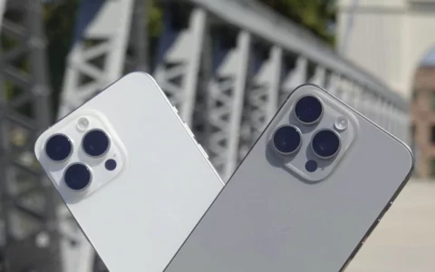 AT&T：苹果 iPhone15 系列预订量创多年来新高