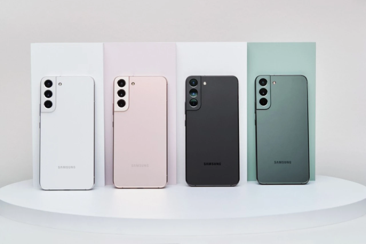 三星SAMSUNG Galaxy S22 256GB亚马逊美国降价250美元 支持Android 14