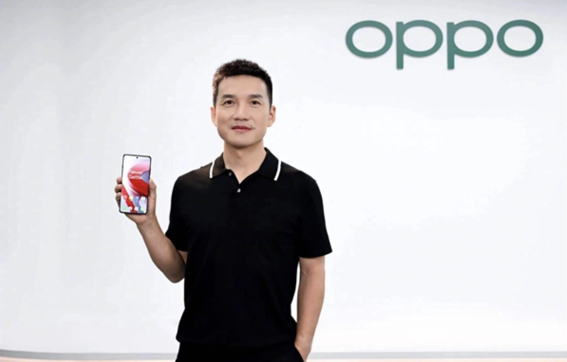 one plus  一加12下月亮相  刘作虎：绝对顶级体验