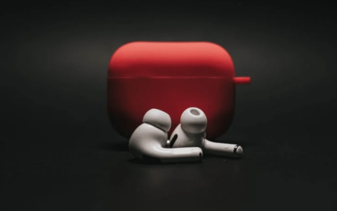 Apple AirPods Pro 2代在Amazon上大降价  只需$189两种版本可以选择