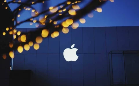 苹果Apple公布第四财季财报：营收895亿美元，同比下降4%