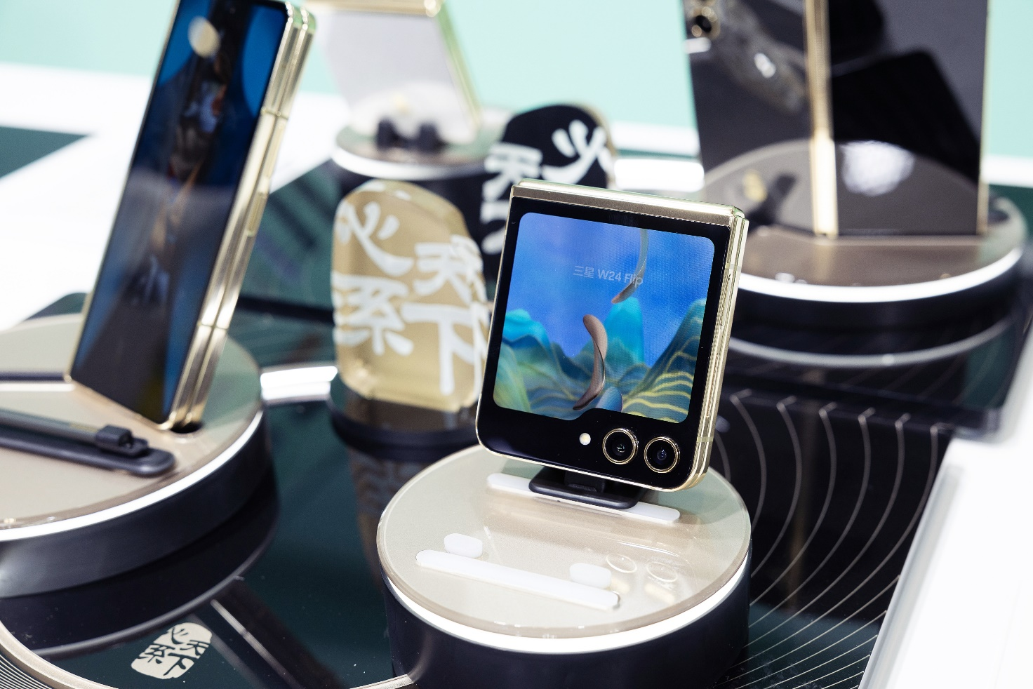 三星尖端引领型产品亮相进博 在华投资全面步入2.0新阶段