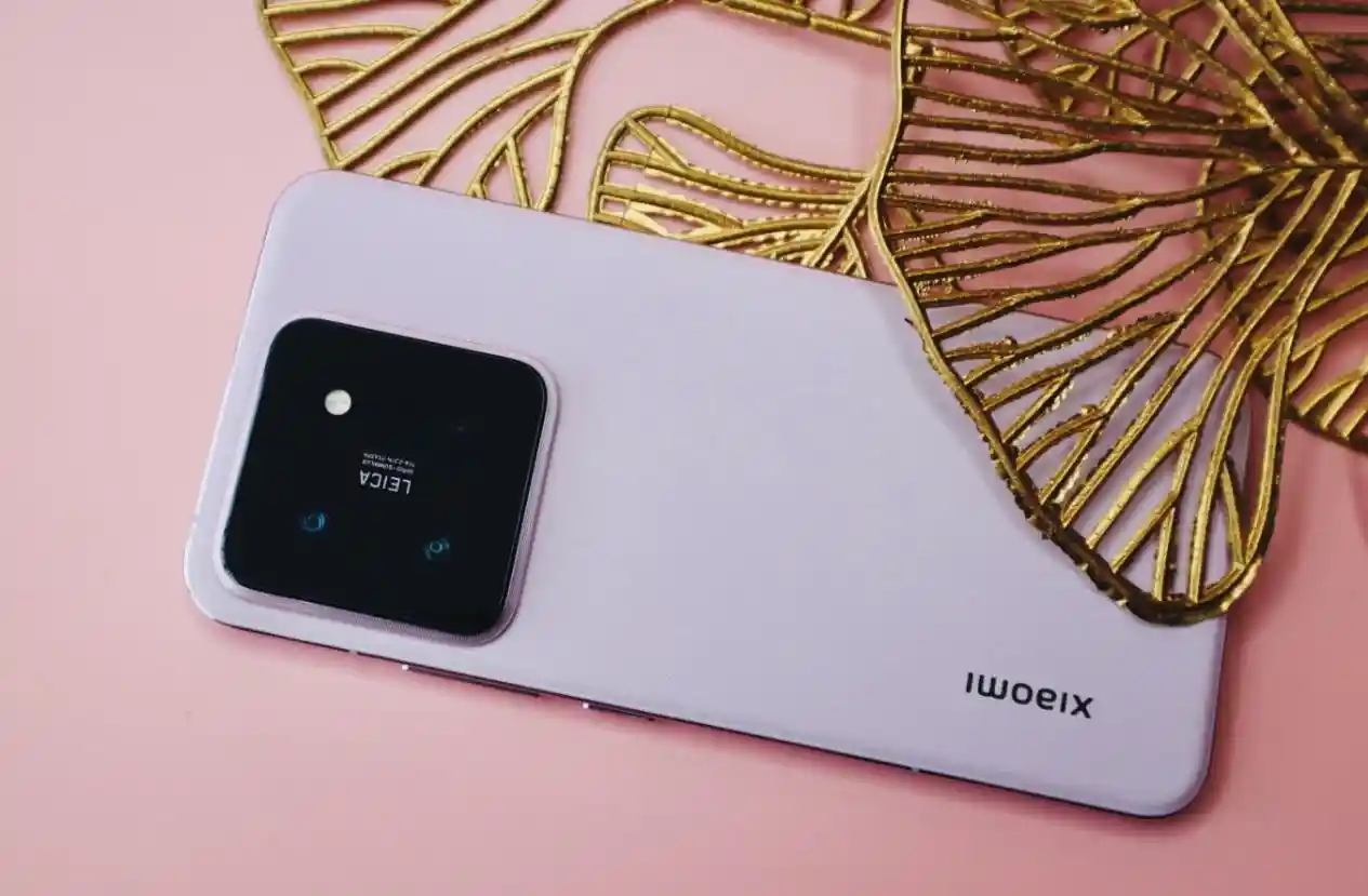 实测小米Xiaomi 14：温柔灵动、性能均衡 打造小屏旗舰新典范