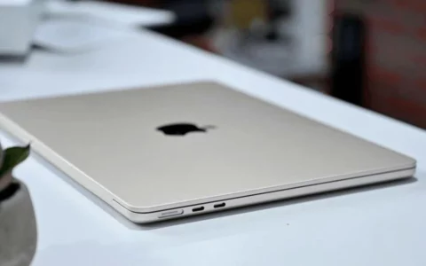 Best Buy苹果Apple MacBook Air (15英寸)优惠250美元 售价1449美元