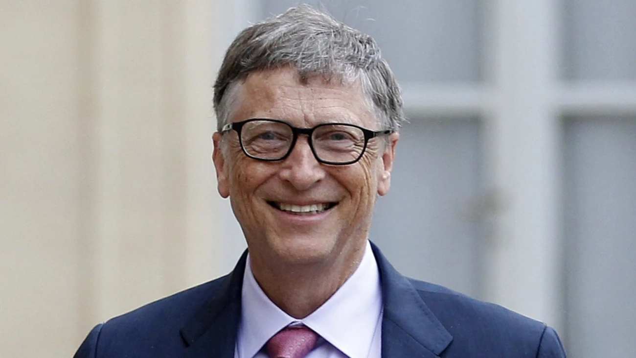 微软创始人比尔·盖茨 (Bill Gates)用什么手机？