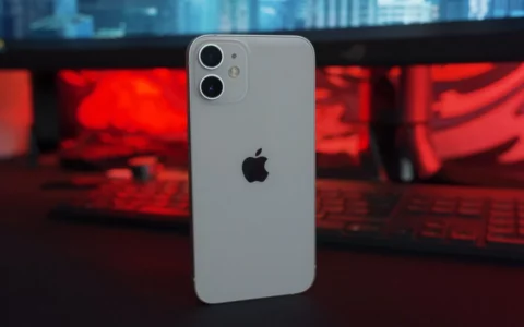 苹果美国官方商店上架iPhone 12 mini 256GB官翻机529美元 节省250美元