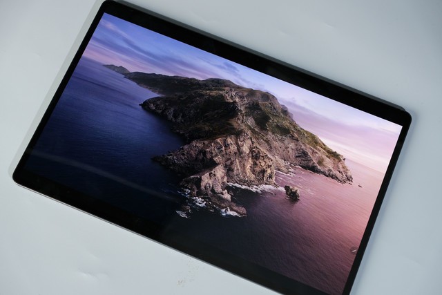 三星Galaxy Tab S9 Ultra上手体验，这块“安卓板皇”到底香不香