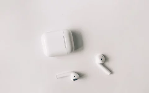 Apple AirPods 2代黑五疯狂降价 美国Walmart限时五折特惠仅需69美元