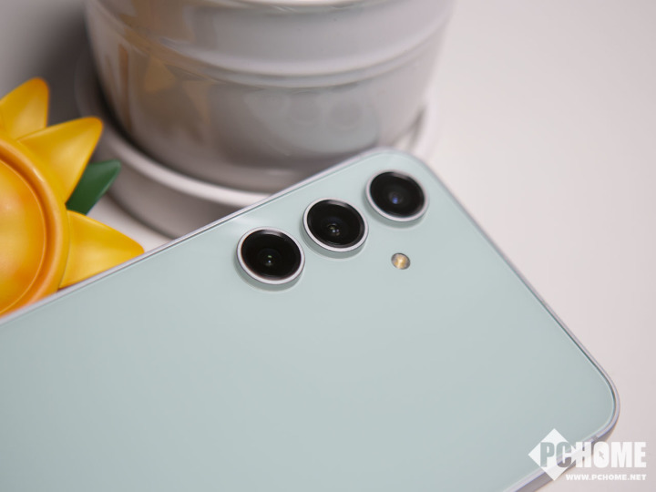 三星Galaxy S23 FE评测 高品质决胜换代新选择