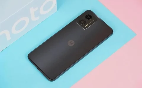 摩托罗拉Moto G53在亚马逊优惠80美元 售价250美元