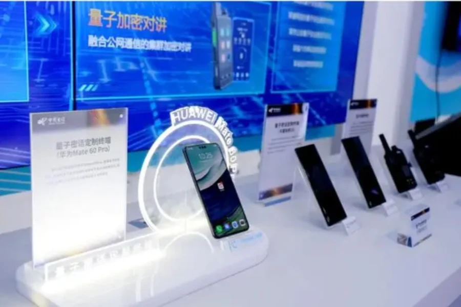 华为Mate 60 Pro量子密话定制终端发布 中电信量子集团与华为联合开发