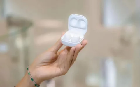 三星Samsung Galaxy Buds FE优惠30美元 售价70美元