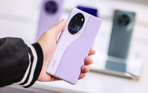 荣耀HONOR 100和HONOR 100 Pro跑分曝光均搭载高通骁龙 Android 13系统