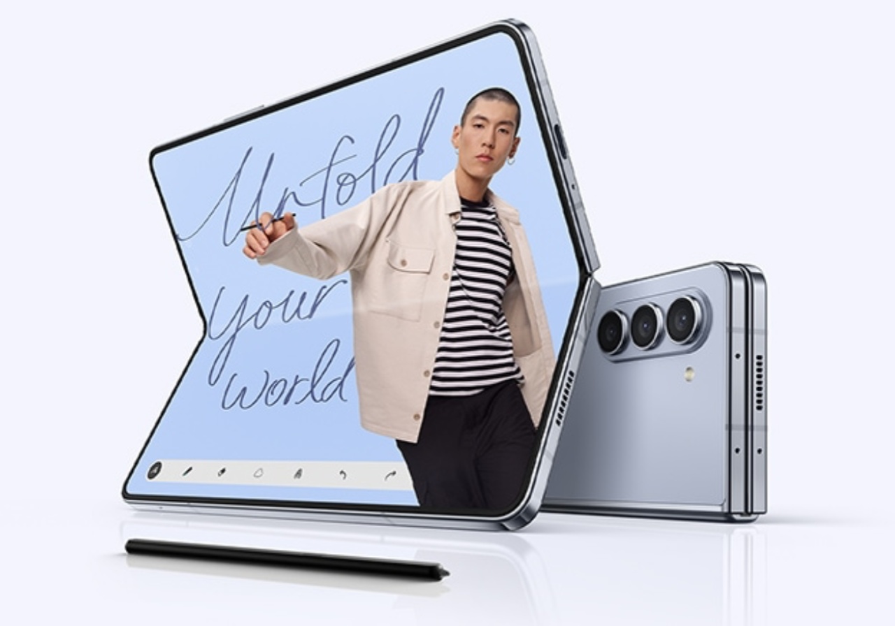 Samsung Galaxy Z Fold 5美国仅574.99美元 三星2023年黑色星期五省1345美元
