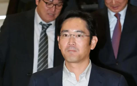 三星Samsung董事长访问欧洲宣传其申办2030年世博会