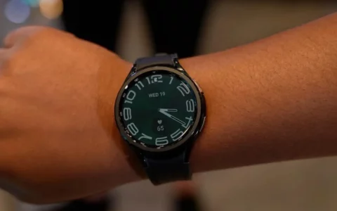 三星Samsung Galaxy Watch 6迎来首次安全更新