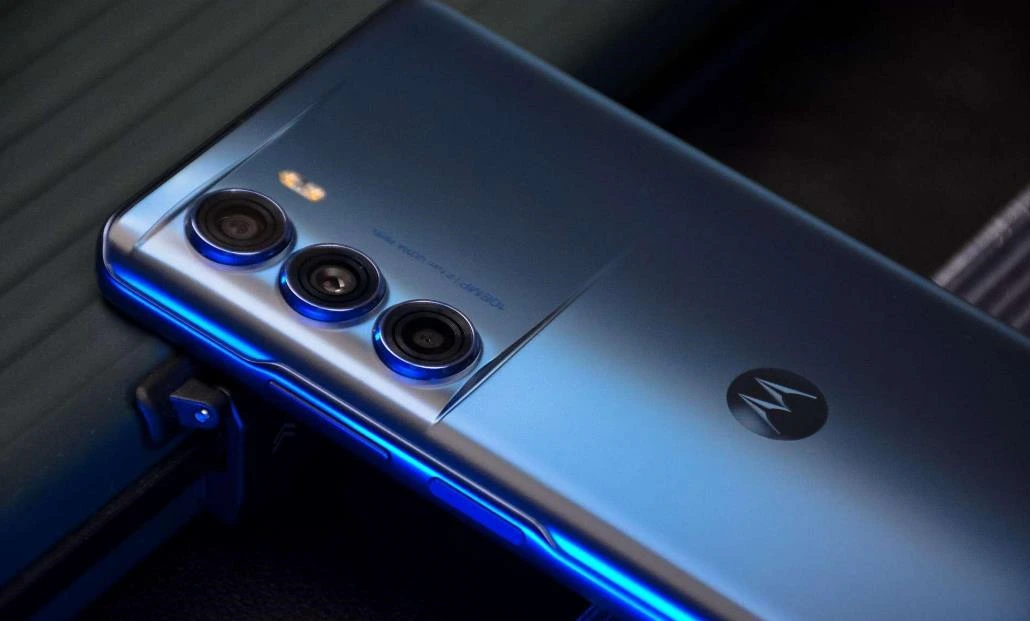 摩托罗拉Moto edge40在亚马逊优惠43% 售价374美元
