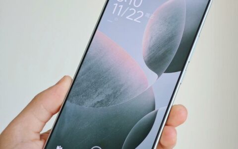 小米xiaomi Redmi K70E手机真机曝光 屏幕边框控制出色