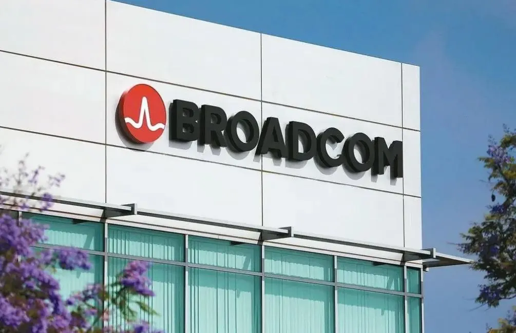 博通Broadcom宣布完成威睿VMWare收购案 将在私有云和混合云服务加强布局